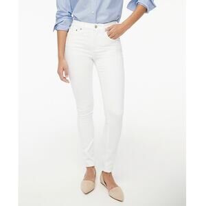 J Crew Petite 9 Inch Mid Rise Skinny Jean in signature stretch white Size 27P